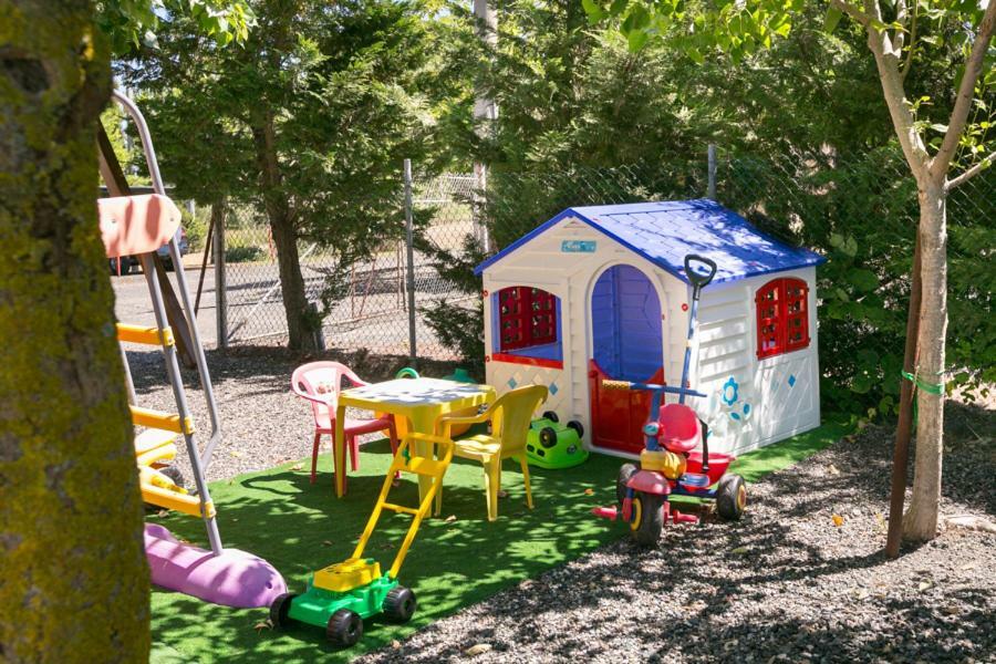 Agriturismo Case Nuove Кастелина Маритима Екстериор снимка