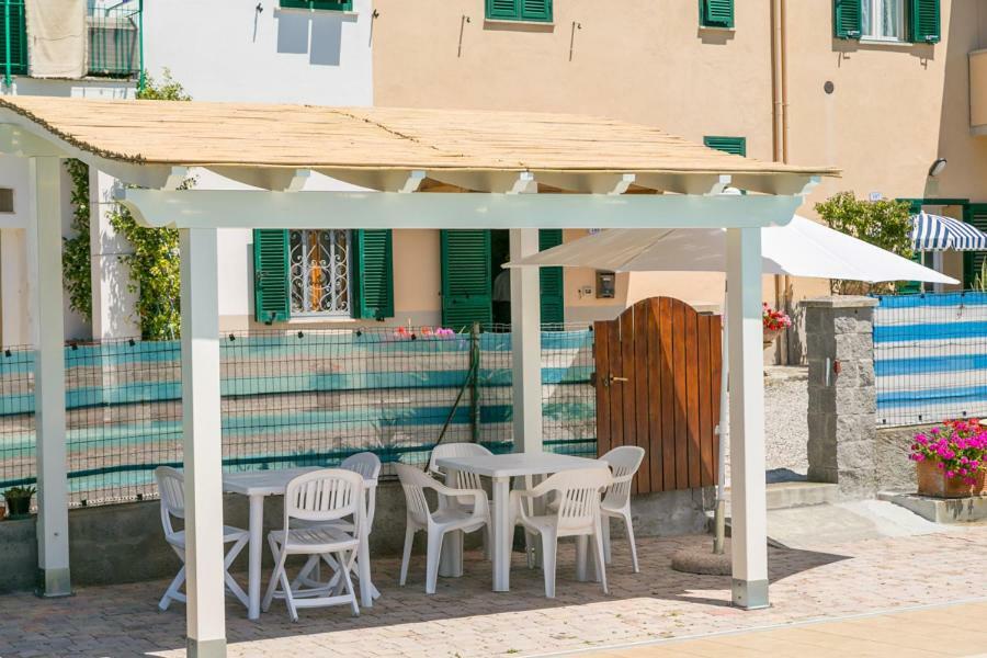 Agriturismo Case Nuove Кастелина Маритима Екстериор снимка
